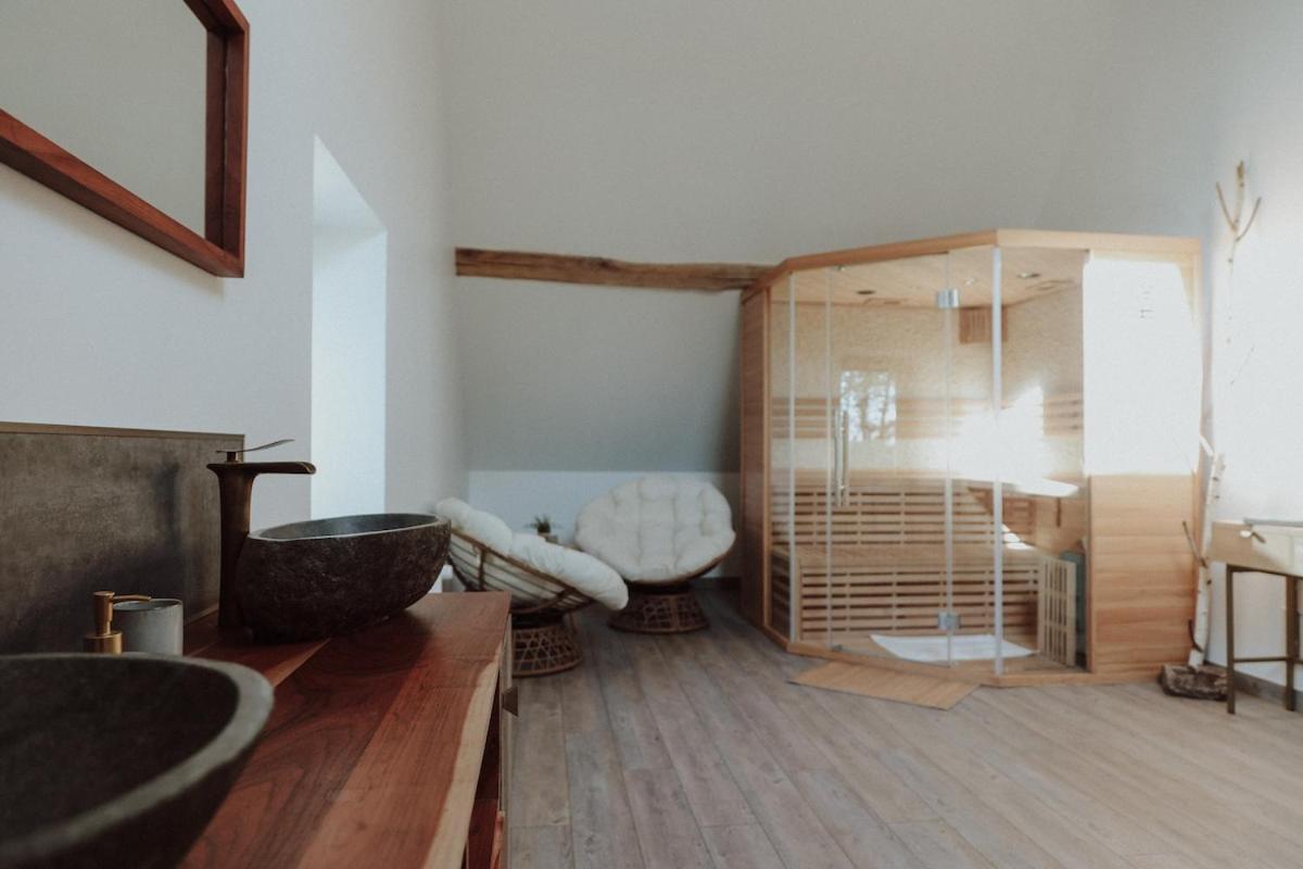 La Manova Domaine&spa Piscine Sauna Bain Nordique Jacuzzi Hébergement de vacances *